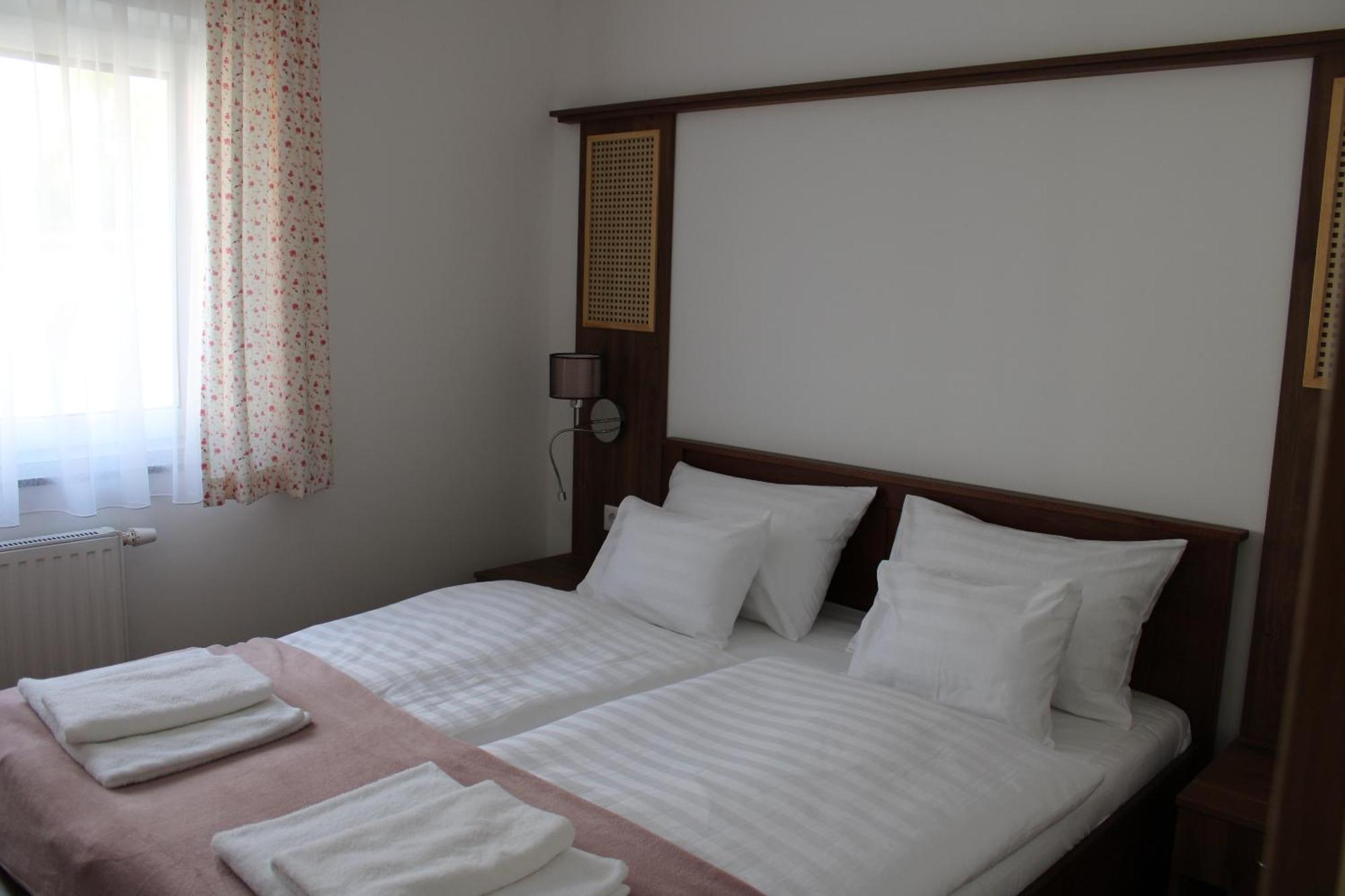 Mara Apartman Buek Zewnętrze zdjęcie