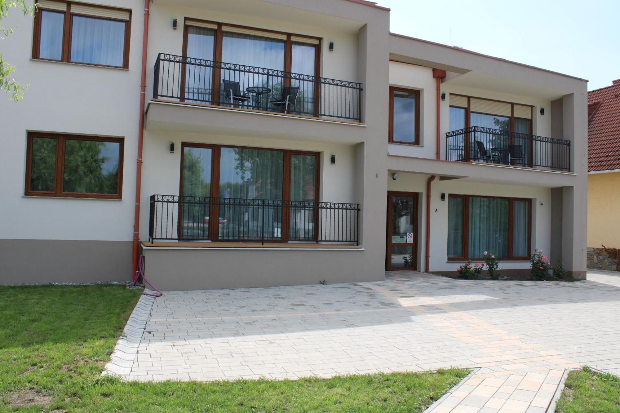 Mara Apartman Buek Zewnętrze zdjęcie
